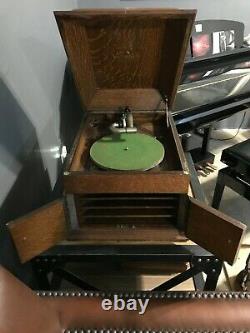 1913 Victrola VIII Antique Record Player with Collection of 50 Records