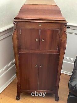 1915 VV-XI Victor Victrola Antique Phonograph Cabinet Record Player Restored