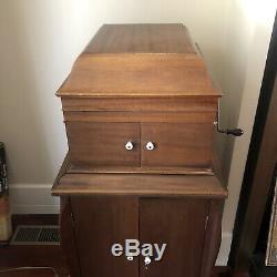 1915 Victor Victrola Table Top Record Player VV-IX- Phonograph Cabinet 78 RPM