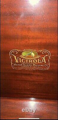 1917 Victor Mahogany Antique Victrola Record Player Phonograph VV-XI & Records