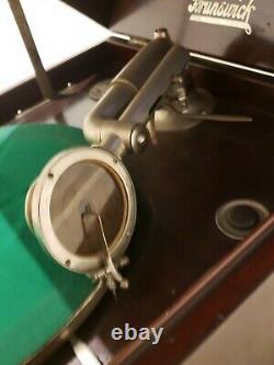 1918 BRUNSWICK Working Hand Crank Victrola Record Player Phonograph Model 105