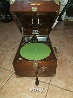 1920's Victor/Victrola Talking Machine Co. VV-50 16717 Portable Record Player