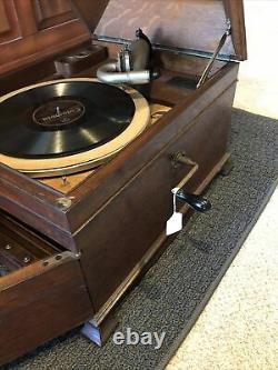 1930s Victor Victrola Record Player Talking Machine Co. 100% Working Fine