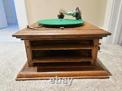 Antique 1912 Columbia Graphophone Wind-Up Oak Victrola Phonograph Record Player