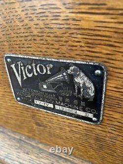 Antique 1913 VICTOR VICTROLA VV-IV 182663 D Record Player TALKING MACHINE
