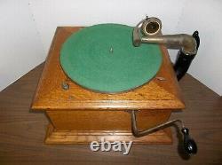 Antique 1915 Victor-Victrola VV-VI Talking Machine Record Player Phonograph