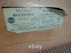Antique 1950 RCA TV TUBE AMP RADIO Console DUAL Record Player MCM CRT VICTROLA 7