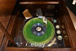 Antique Best Tone Phonograph Record Player, Victrola