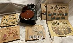 Antique Child's Phonograph Bing Valoretta Toy Record Player Victrola Germany
