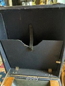 Antique Portable RCA Victrola Front Crank Suitcase PHONOGRAPH Record Player rare