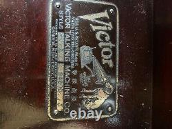 Antique Victor Talking Machine Victrola record player Style VV-X estimated 1914