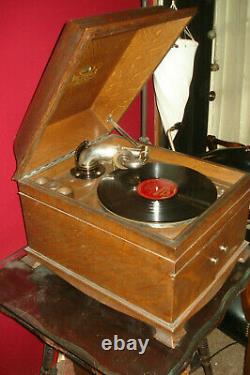 Antique Victor Victrola Talking Machine Record Player VV-IX