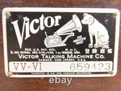 Antique Victor Victrola VV-VI Phonograph Record Player Talking Machine Needles