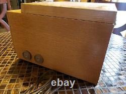 RCA Victor Victrola 7-HF-45 Record Player Lift Rift Oak Blonde Req Restoration