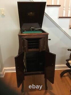 Rare Vintage 1913 RCA Victrola Excellent Working Condition. 78RPM Record Player