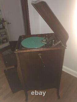 Rare Vintage 1913 RCA Victrola Excellent Working Condition. 78RPM Record Player