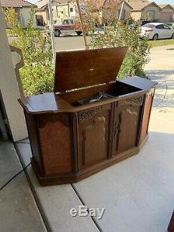 Record Player-Console-1964 RCA Victor/Victrola Model VLT90F