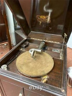 Victor Mahogany Victrola Wind Up Record Player Phonograph Model VV-80