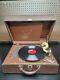 Victor Victrola Portable Hand Crank Record Player Tested/working Read Descri