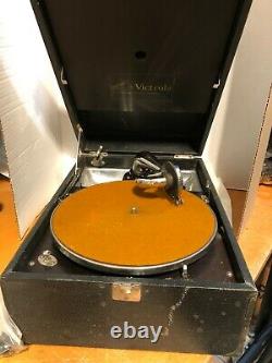 Victor Victrola Talking Machine Company Portable Record Player faux leather case