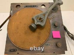 Victor/Victrola Talking Machine Company Record Player Phonograph