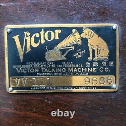 Victor Victrola VV-111 Phonograph Record Player Parts Only AS IS