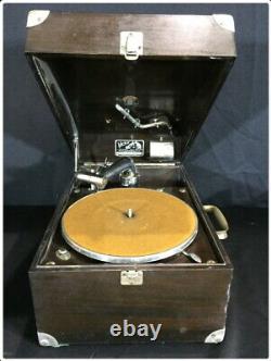 Victor Victrola VV-50 Victor Talking Machine Co. Portable Record Player