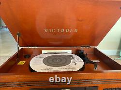 Victrola 8 in 1 Record Player Bluetooth/CD/Cassette FM Radio NEW