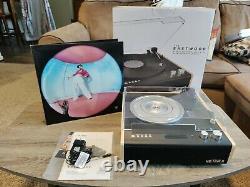 Victrola Eastwood Record Player with 3 vinyls Harry Styles, MCR, Taylor Swift