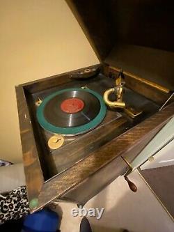 Victrola record player antique
