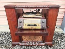 Vintage 1950's Victrola Record Player Radio Credenza Model 612V3 for Restoration