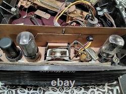 Vintage RCA Victor 45-EY-3 Victrola Record Player Rare Bakelite Operates