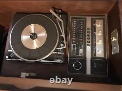 Vintage Rca Victrola Record Player Radio Console