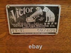 Vintage Victor Victrola Record Player