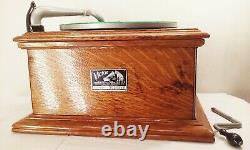Vtg antique RCA Victor victrola VV-V1 crank phonograph table top record player